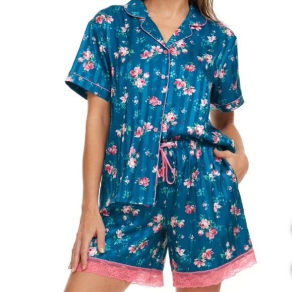 NWT Fora Nikrooz Women's Notch Collar PJ Set Women's Size M - Picture 1 of 4